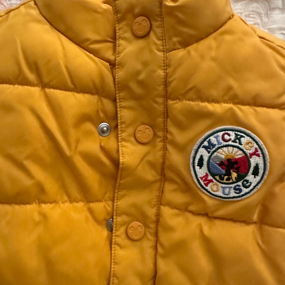 Janie and Jack Kid’s Golden Glow Disney Mickey Mouse Puffer Vest - Picture 4 of 6